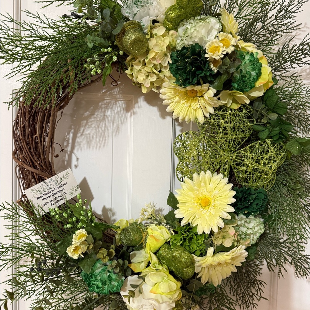 St. Patrick’s Day Wreath with Green & Yellow Accents. 26 1/2 x 26 1/2 thank you.